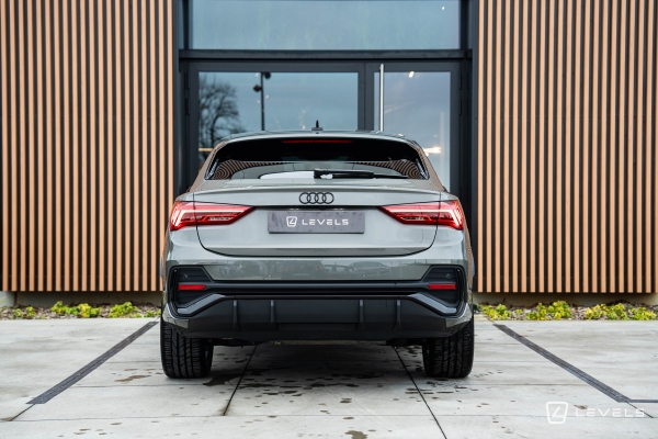 Audi Q3 45 TFSIe 245CH S-Line S TRONIC 6
