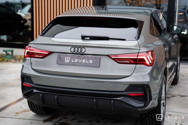 Audi Q3 45 TFSIe 245CH S-Line S TRONIC 6
