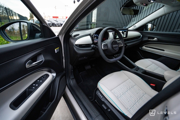Fiat 600 Hybrid La Prima