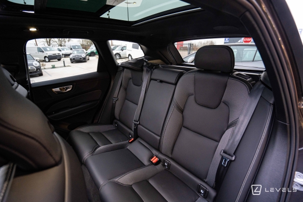  Volvo XC60 T6 253 + 145 ch Recharge Ultimate Style Chrome