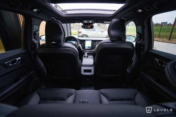  Volvo XC60 T6 253 + 145 ch Recharge Ultimate Style Chrome