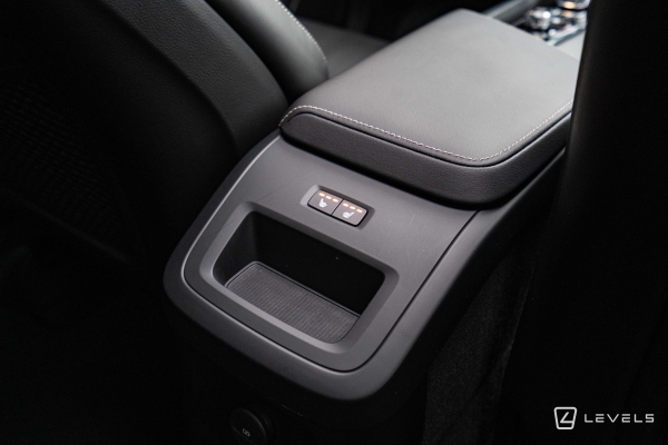  Volvo XC60 T6 253 + 145 ch Recharge Ultimate Style Chrome