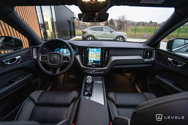  Volvo XC60 T6 253 + 145 ch Recharge Ultimate Style Chrome