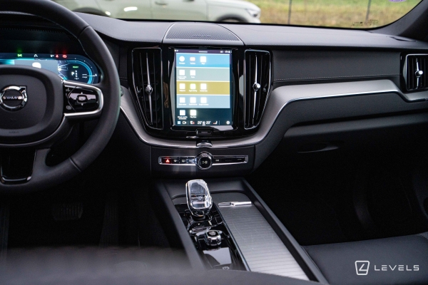  Volvo XC60 T6 253 + 145 ch Recharge Ultimate Style Chrome