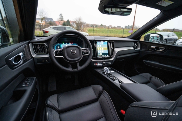  Volvo XC60 T6 253 + 145 ch Recharge Ultimate Style Chrome