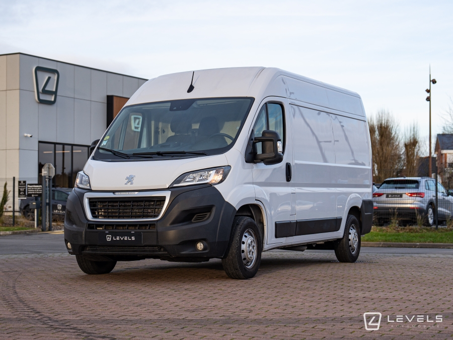 Peugeot Boxer Fg II 330 L2H2 2.2 BlueHDi S&S 140ch Asphalt