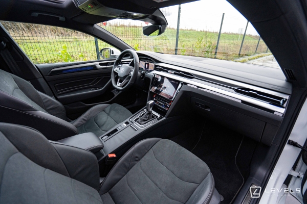  Volkswagen Arteon Shooting Brake R-LINE 1.4 E-hybrid Rechargeable 218 ch DSG6
