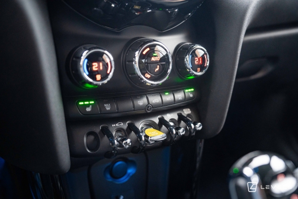 MINI ELECTRIC COOPER SE 184CH ESSENTIAL BVA 