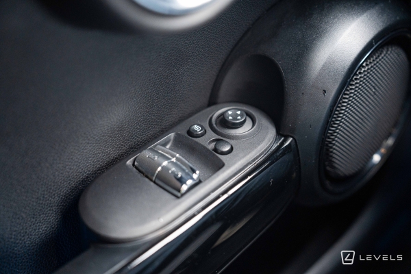 MINI ELECTRIC COOPER SE 184CH ESSENTIAL BVA 