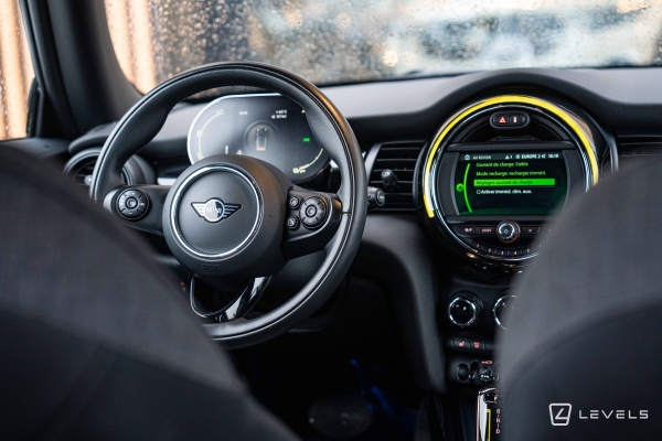 MINI ELECTRIC COOPER SE 184CH ESSENTIAL BVA 
