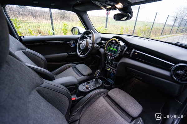 MINI ELECTRIC COOPER SE 184CH ESSENTIAL BVA 