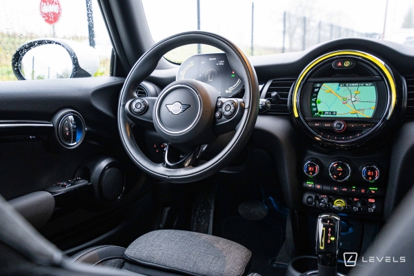 MINI ELECTRIC COOPER SE 184CH ESSENTIAL BVA 