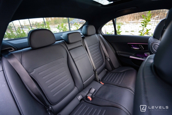 Mercedes CLASSE C 300e AMG Line