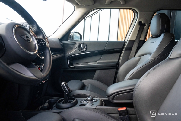 MINI COUNTRYMAN COOPER Essential 136 ch BVA7