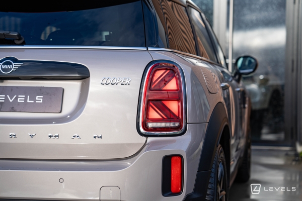 MINI COUNTRYMAN COOPER Essential 136 ch BVA7