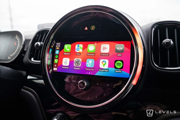 MINI COUNTRYMAN COOPER Essential 136 ch BVA7