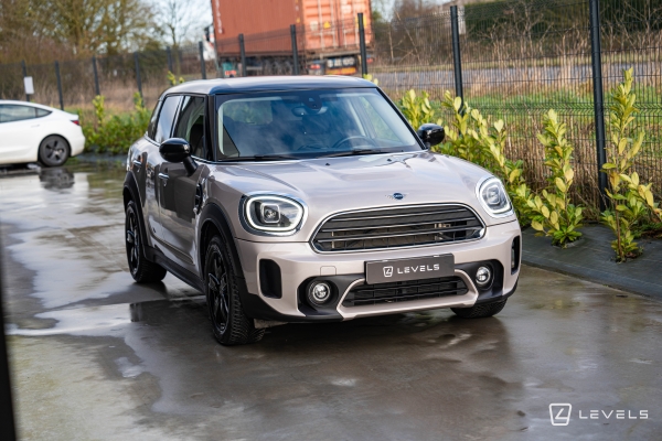 MINI COUNTRYMAN COOPER Essential 136 ch BVA7