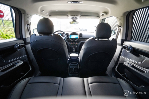 MINI COUNTRYMAN COOPER Essential 136 ch BVA7