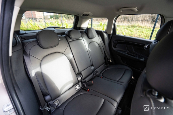 MINI COUNTRYMAN COOPER Essential 136 ch BVA7