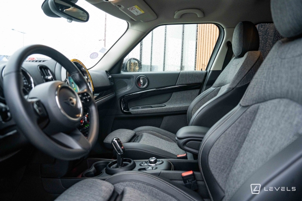 MINI COUNTRYMAN COOPER Essential 136 ch BVA7