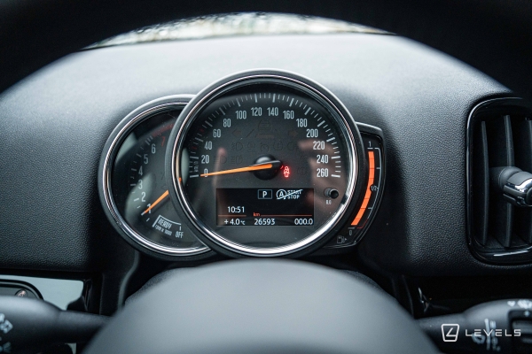 MINI COUNTRYMAN COOPER Essential 136 ch BVA7