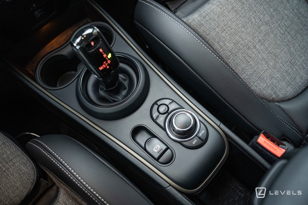MINI COUNTRYMAN COOPER Essential 136 ch BVA7