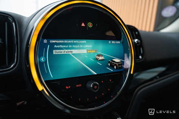 MINI COUNTRYMAN COOPER Essential 136 ch BVA7