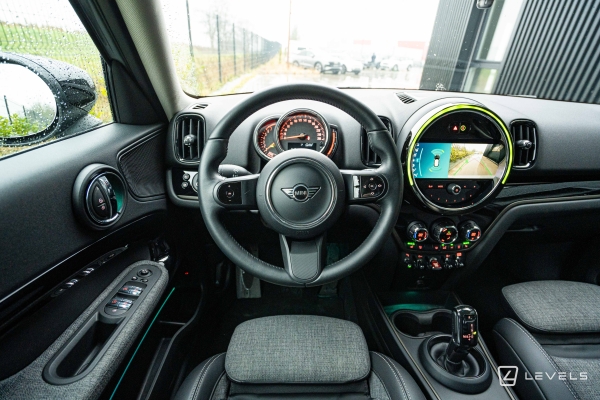 MINI COUNTRYMAN COOPER Essential 136 ch BVA7