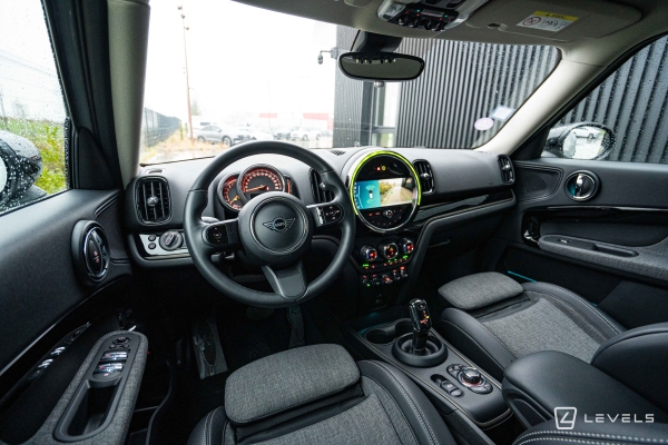 MINI COUNTRYMAN COOPER Essential 136 ch BVA7