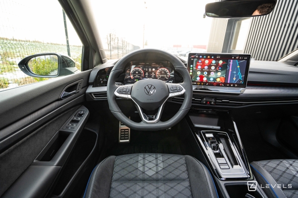  Volkswagen GOLF 8 1.5L eTSI 150 CH R-LINE Limited DSG7