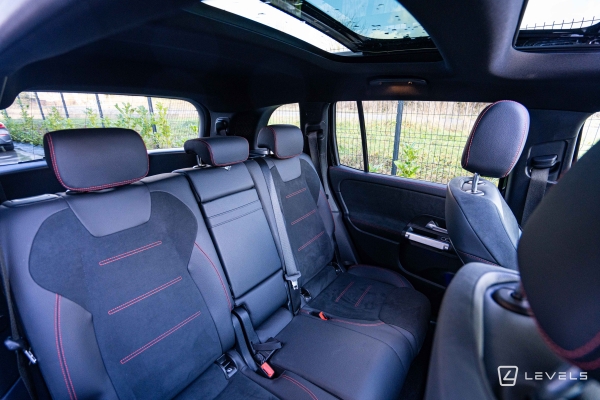 Mercedes GLB 200D 150ch AMG Line 7 places 8G-DCT