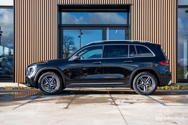 Mercedes GLB 200D 150ch AMG Line 7 places 8G-DCT