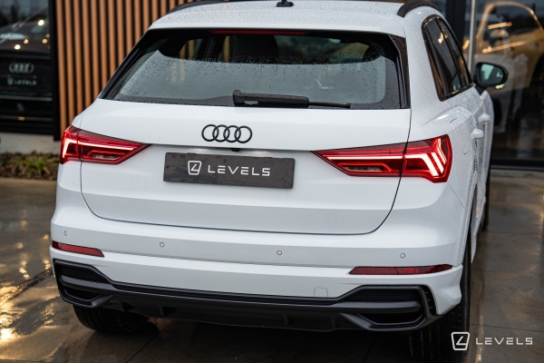 Audi Q3 45 TFSIe 245CH S-Line S TRONIC 6