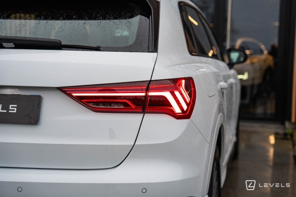 Audi Q3 45 TFSIe 245CH S-Line S TRONIC 6