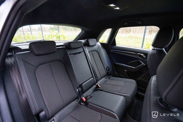 Audi Q3 45 TFSIe 245CH S-Line S TRONIC 6