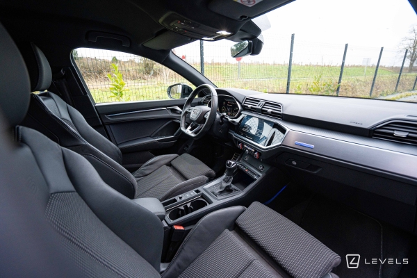 Audi Q3 45 TFSIe 245CH S-Line S TRONIC 6