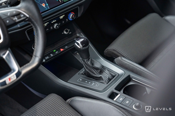 Audi Q3 45 TFSIe 245CH S-Line S TRONIC 6