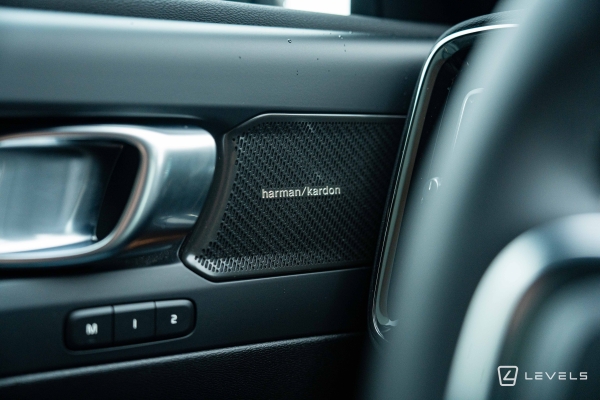  Volvo C40 Recharge Twin 408 ch Ultimate AWD