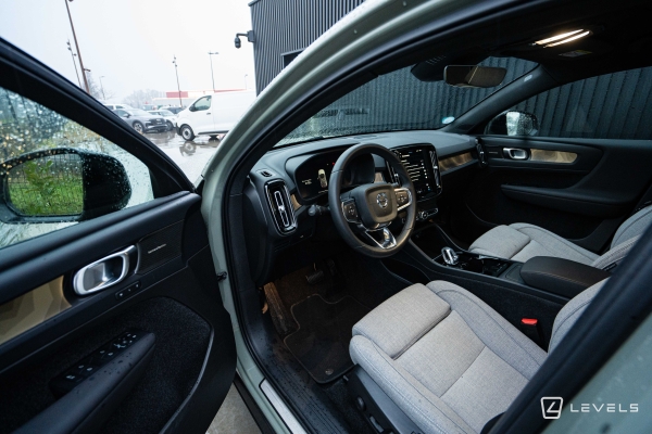  Volvo C40 Recharge Twin 408 ch Ultimate AWD