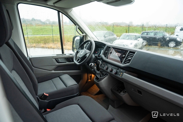 Utilitaire VOLKSWAGEN CRAFTER 2.0 TDI 140 L3H3 TRACTION BUSINESS PLUS 