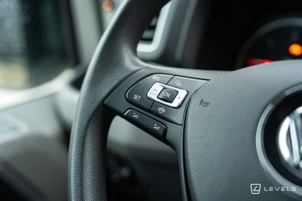 Utilitaire VOLKSWAGEN CRAFTER 2.0 TDI 140 L3H3 TRACTION BUSINESS PLUS 