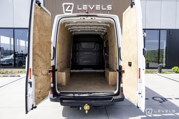 Utilitaire VOLKSWAGEN CRAFTER 2.0 TDI 140 L3H3 TRACTION BUSINESS PLUS 