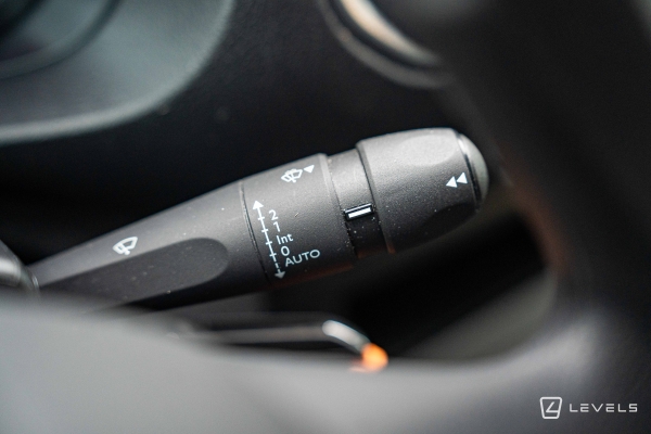 Utilitaire PEUGEOT EXPERT 2.0 HDI 145 LONG ASPHALT