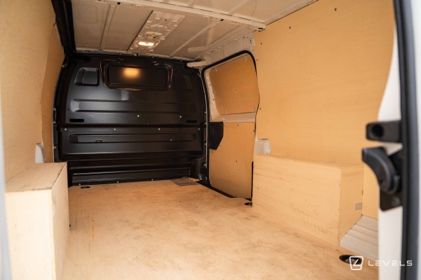 Utilitaire PEUGEOT EXPERT 2.0 HDI 145 LONG ASPHALT