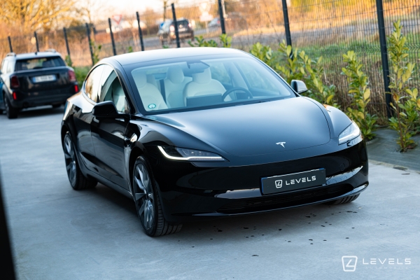 TESLA MODEL 3 (2) 398 ch GRANDE AUTONOMIE AWD 75 KWH
