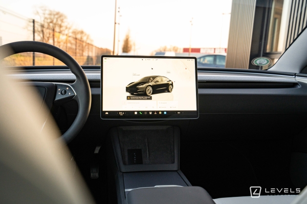 TESLA MODEL 3 (2) 398 ch GRANDE AUTONOMIE AWD 75 KWH