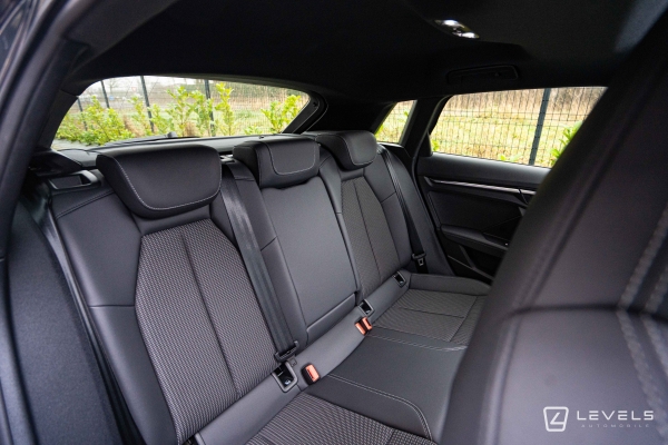 Audi A3 SPORTBACK 35 TFSI 150 ch S LINE S TRONIC 7