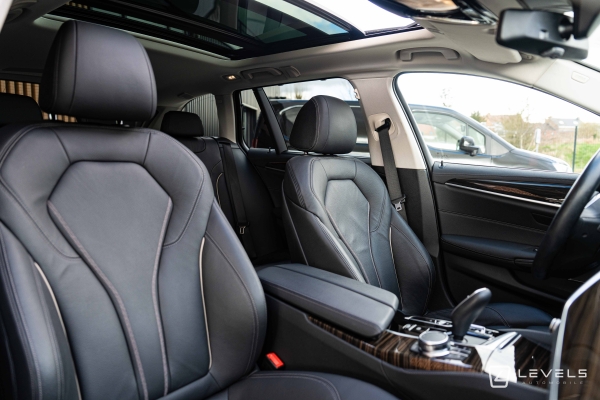 BMW Serie 530e Touring xDrive 292 Ch Luxury BVA8