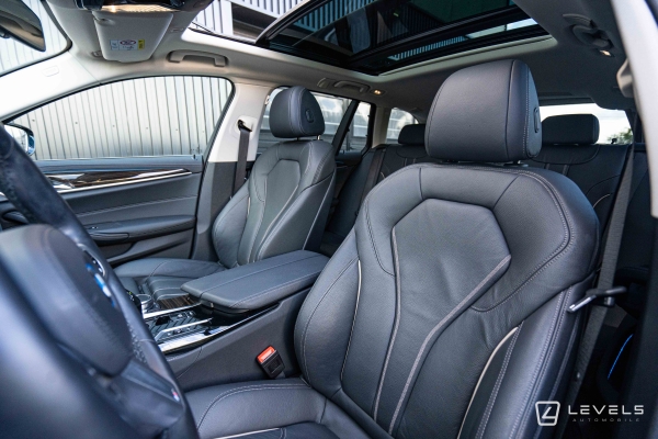 BMW Serie 530e Touring xDrive 292 Ch Luxury BVA8