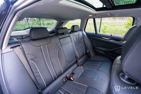 BMW Serie 530e Touring xDrive 292 Ch Luxury BVA8